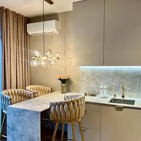 Pod Debowcem Comfort * 비엘스코-비아와